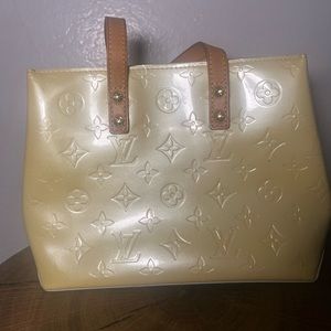 Louis Vuitton Monogram Pearl Vernis bag